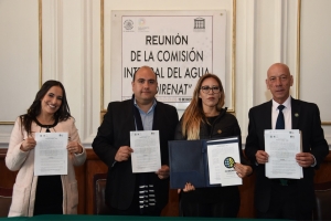 Recibe diputada Wendy Gonzlez Urrutia  manifiesto para la CDMX del COIRENAT