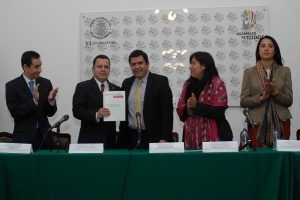 RECIBE ALDF ANTEPROYECTO DE INICIATIVA DE LEY DE PUEBLOS Y BARRIOS ORIGINARIOS Y COMUNIDADES INDGENAS RESIDENTES DEL DF 