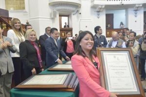 PREMIAN A MEJORES TESIS SOBRE LA CIUDAD DE MXICO