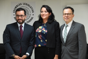 Presentan a la dra. Sandra Elizabeth Hernndez Mndez en la ALDF como titular de la Agencia de Atencin Animal de la CDMX