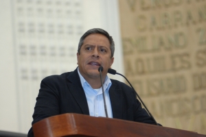 PROPONE INCLUIR FIGURA DE CONSULTA POPULAR EN LEGISLACIN ELECTORAL DEL DF 
