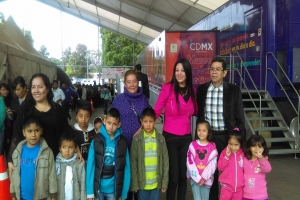 Dip. Janet Hernndez lleva ciencia y tecnologa a travs del Museo Mvil Interactivo a Iztapalapa