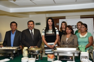 Presenta diputada Janet Hernndez Feria de la Enchilada en Iztapalapa
 
 
