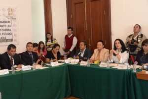 CELEBRA PRD FONDO DE CAPITALIDAD CON EL SECRETARIO DE FINANZAS 