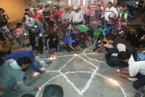 Bicicleteando rinde homenaje a los peatones y ciclistas fallecidos en accidentes viales
 
