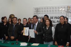 ENTREGA GOBIERNO DE LA CDMX PAQUETE ECONMICO 2015 A LA ALDF