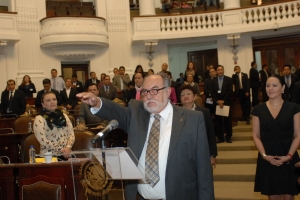 APRUEBA PLENO NOMBRAMIENTO DEL CONSEJERO HONORARIO DE LA CDHDF