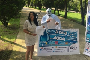 Entrega diputada local del PRD kit de ahorro del agua al presidente enrique Pea Nieto para que se sume a iniciativa 3de3
 
