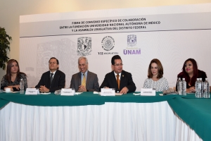 FIRMAN ASAMBLEA LEGISLATIVA Y FUNDACIN UNAM CONVENIO PARA BECAR A ESTUDIANTES DE LA CIUDAD DE MXICO