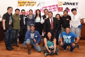 Presentar Janet Hernndez resolutivos del Foro Mundial de Bicicleta