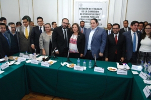 ACUDE A MESA DE TRABAJO DE COMISIN DE PRESUPUESTO Y CUENTA PBLICA, TITULAR EN MIGUEL HIDALGO 