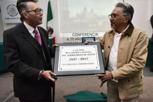 Dona Surez del Real, placa en conmemoracin a los 170 aos de la defensa de Tepito ante la invasin gringa