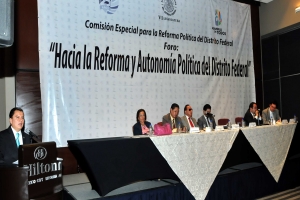 BUSCAN QUE LA CIUDAD DE MEXICO OBTENGA SU PLENA AUTONOMA