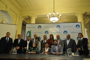 SUSCRIBEN DIPUTADOS DOCUMENTO DE SOLIDARIDAD CON ARGENTINA
