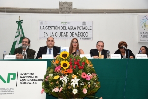 Presentan libro sobre gestin del agua