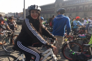 Participa Janet Hernndez en rodada del Foro Mundial de Bicicleta