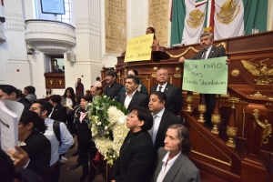 Aunque diputados de Morena slo quieran mentir, flojear y dar espectculos, no lograrn bloquear trabajos en ALDF: Ral Flores