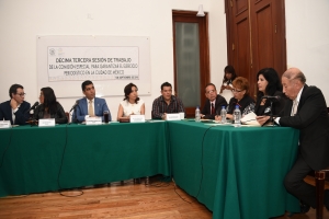 Concluy entrega de propuestas de periodistas a constituyentes  para integrarlas al texto constitucional