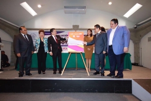 Develan boleto del Metro que conmemora la primera Jornada Notarial en CDMX