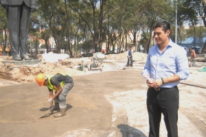 SUPERVISAN TRABAJOS DE REHABILITACIN DE PLAZA LZARO CRDENAS 