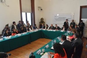 Inician reuniones legislativas para dar sustento jurdico a la figura de alcaldas