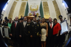 Dotar a policas de salario justo, seguridad social y educacin universitaria, compromiso contrado por la Asamblea Legislativa