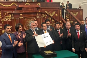 Agradeci Encinas a ALDF su apoyo para lograr Constitucin de CDMX