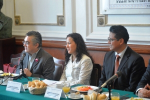 Se rene Vania vila con Consejos Ciudadanos Delegacionales para mejorar la Ley de Participacin Ciudadana del Distrito Federal