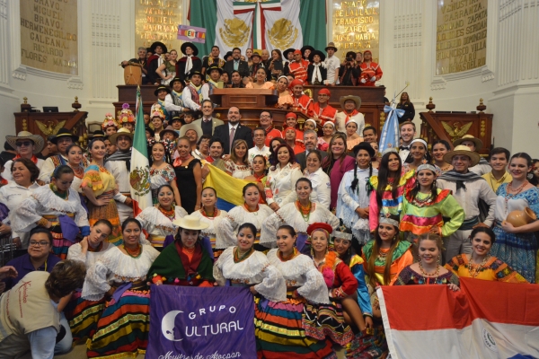 Anuncia Ral Flores celebracin de XVI edicin del Festival Internacional del Folklore