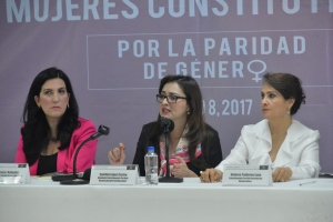 Mujeres Constituyentes exigen respetar paridad de gnero

