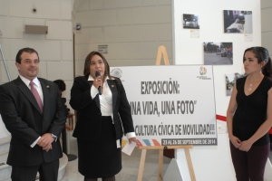 EXPONEN A INFRACTORES DEL REGLAMENTO DE TRNSITO EN MUESTRA FOTOGRFICA